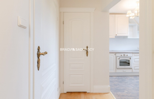 2 pok. mieszkanie 53,1m2,centrum,super lokalizacja