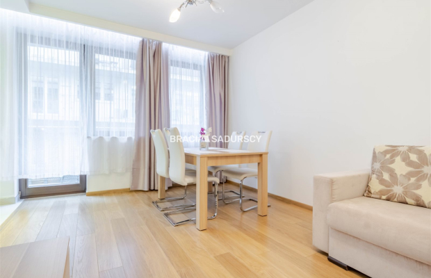 3 pok 65m2 nowe budownictwo winda Centrum