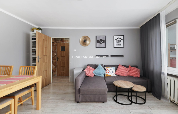 3 pokoje, balkon, piwnica | Osiedle Piastów