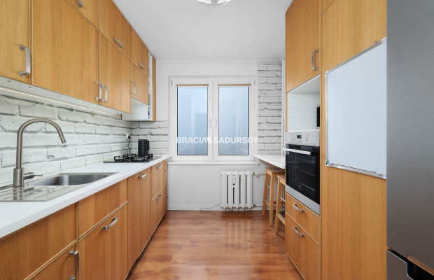 3 pokoje, balkon, piwnica | Osiedle Piastów