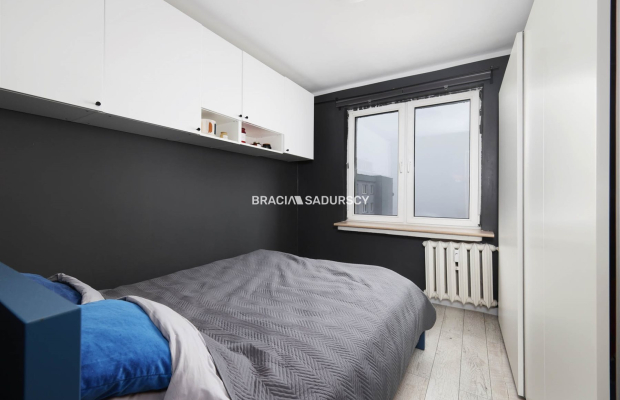 3 pokoje, balkon, piwnica | Osiedle Piastów