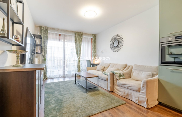 4 pokoje/106m2/ taras 40m2/ 2 łazienki/dla rodzin