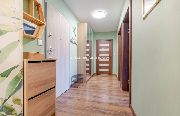 4 pokoje/106m2/ taras 40m2/ 2 łazienki/dla rodzin