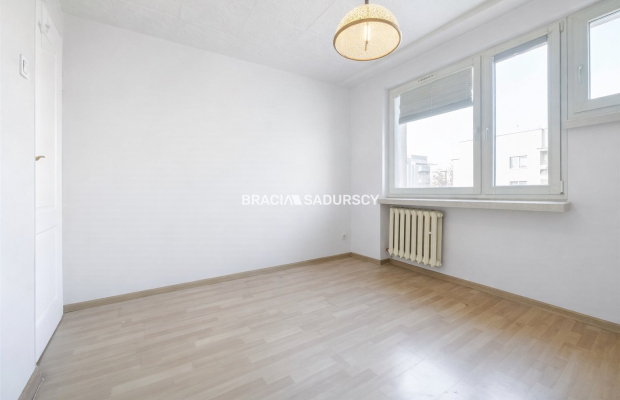 Blisko komunikacji/2 niezależne pokoje/duży balkon