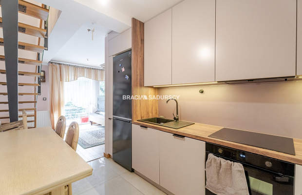 DWUPOZIOMOWE MIESZKANIE NA POŁUDNIU KRAKOWA