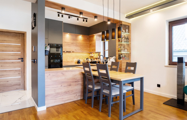 Nowoczesne mieszkanie II-poziomowe Węgrzce Wielkie