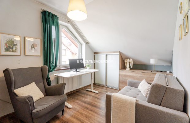 Dwupoziomowe mieszkanie 70 m² w granicy Krakowa