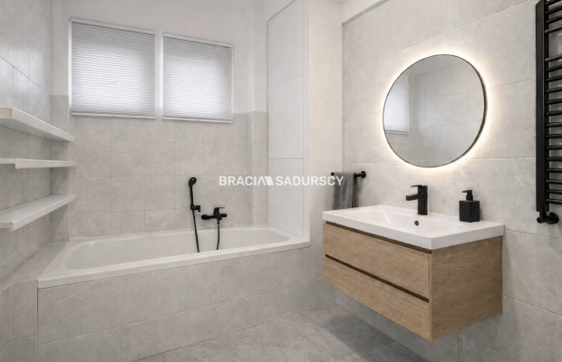 POŁOWA DOMU Z WŁASNYM OGRÓDKIEM 