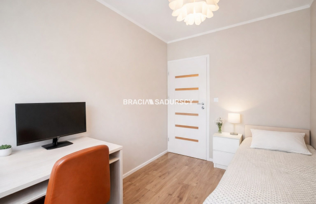 Duże mieszkanie idealne dla rodziny.