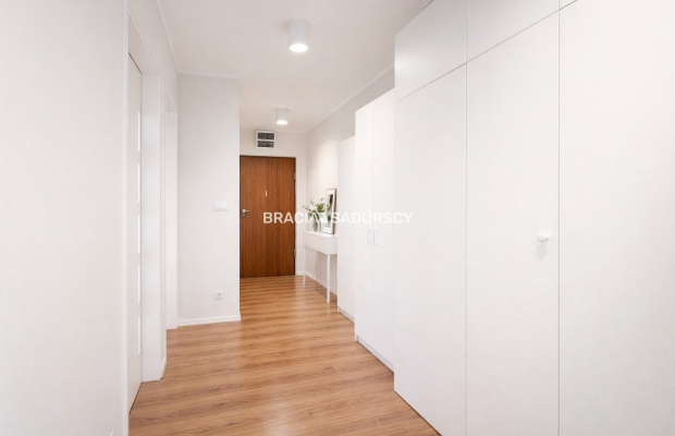 Duże mieszkanie idealne dla rodziny.