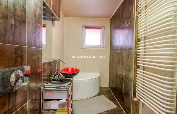 Na sprzedaż oferuję  mieszkanie  o powierzchni 40,23 m², zlokalizowane przy ul. Borkowskiej w Krakowie. 
Lokal położony jest na