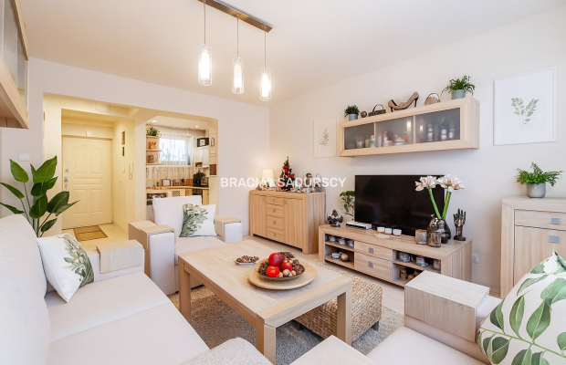 Wygodne mieszkanie 2 pokojowe w centrum.