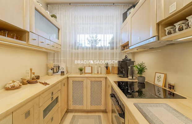 Wygodne mieszkanie 2 pokojowe w centrum.