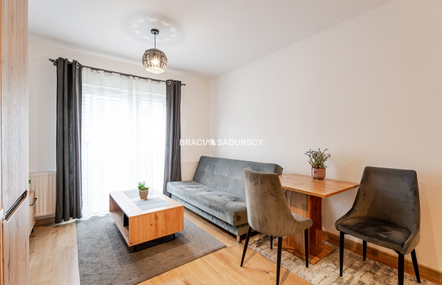 Nowoczesna w pełni wyposażona kawalerka.