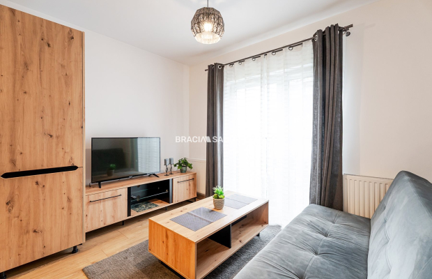 Dwupokojowe mieszkanie na strzeżonym osiedlu.