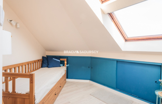 Klimatyczne mieszkanie 2 pokojowe,piwnica w cenie.