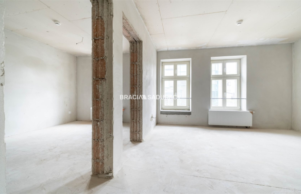 Mam na sprzedaż  idealne mieszkanie z jedną sypialnią na start lub pod inwestycje, w standardzie deweloperskim,  na ul. Kalwary