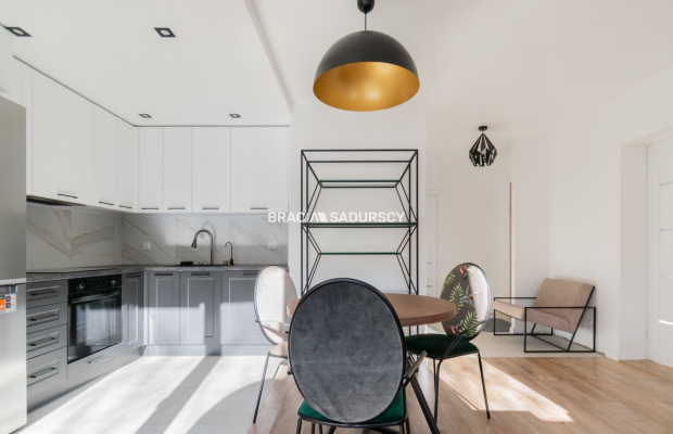 3 pokoje, Prokocim, komunikacja 