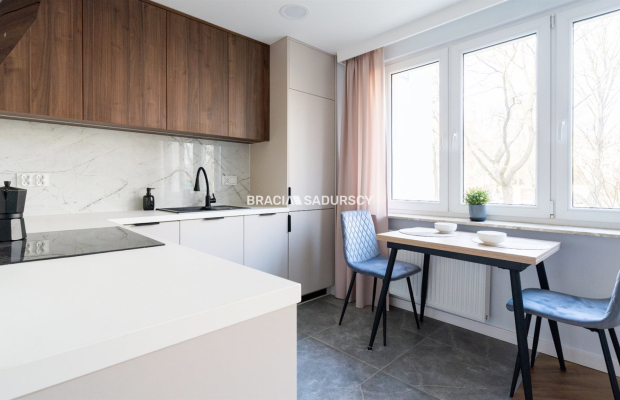 Os. Albertyńskie 3 pokoje, balkon