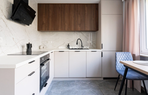 Os. Albertyńskie 3 pokoje, balkon