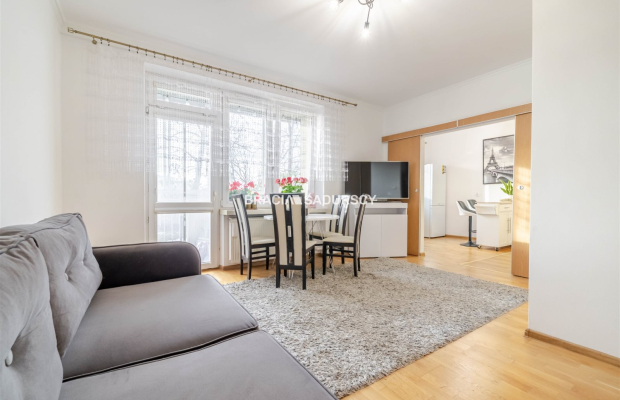 Kawalerka w Łagiewnikach z przestronną kuchnią!