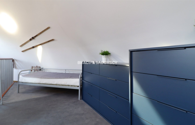 Dwupoziomowy Apartament z Widokiem na Giewont w Kościelisku   

 Oferujemy  na sprzedaż lub na wynajem długoterminowy  przestro