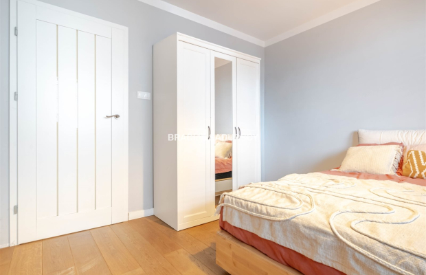 M 72-M2 4 POK APARTAMENT GARDEROBA BALKON ŻABINIEC