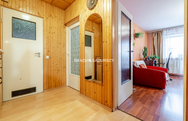 Kraków, Mistrzejowice - 2 pokoje 53 m²   

 Oferujemy przestronne 2-pokojowe mieszkanie o powierzchni 53,02 m², położone na dru