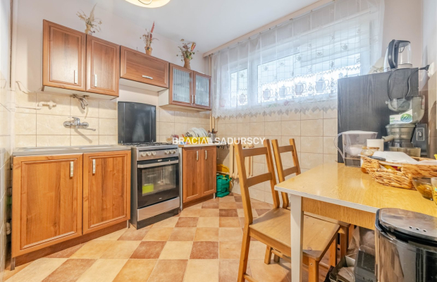 Kraków, Mistrzejowice - 2 pokoje 53 m²   

 Oferujemy przestronne 2-pokojowe mieszkanie o powierzchni 53,02 m², położone na dru