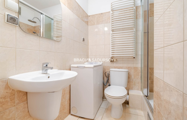 1-pokojowe z balkonem.