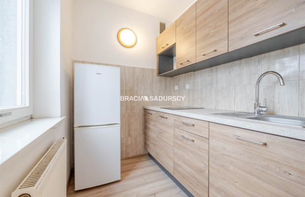 1-pokojowe z balkonem.