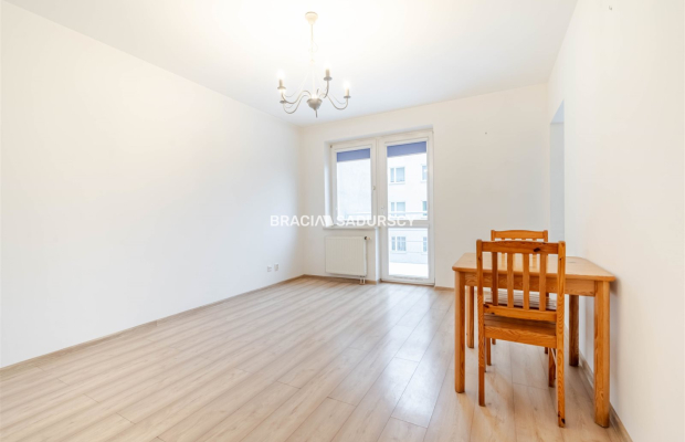 1-pokojowe z balkonem.