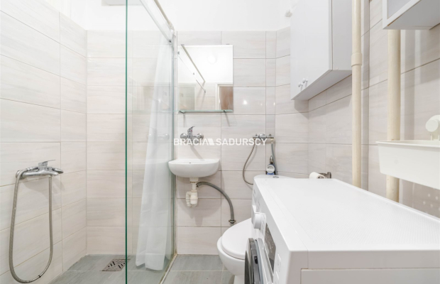 2-pokojowe z osobną kuchnią.