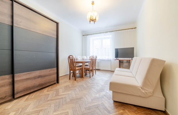 2-pokojowe z osobną kuchnią.