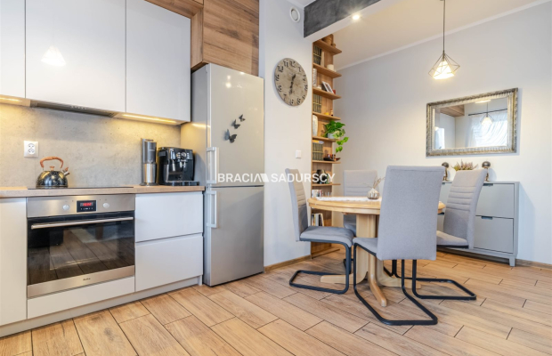 Bieżanów - Prokocim 3-pokojowe mieszkanie 57 m² z 2 DUŻYMI TARASAMI !   
 
Na sprzedaż komfortowe, trzypokojowe mieszkanie o po