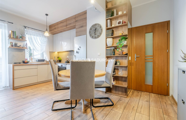 Bieżanów - Prokocim 3-pokojowe mieszkanie 57 m² z 2 DUŻYMI TARASAMI !   
 
Na sprzedaż komfortowe, trzypokojowe mieszkanie o po