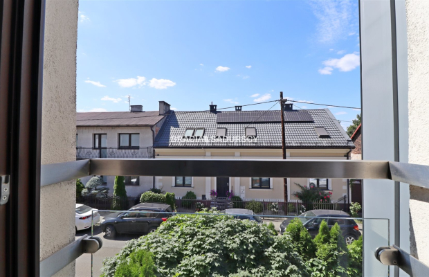 Przestronne 3-pokojowe mieszkanie z loggią oraz dwustanowiskowym miejscem parkingowym w podziemnym garażu, zlokalizowane w Star