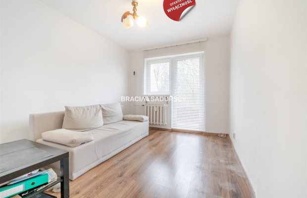 3 pokojowe os Kazimierzowskie. 