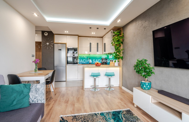 Nowoczesne 3‑pokojowe mieszkanie z klimatyzacją przy ul. Walerego Sławka - gotowe do wprowadzenia!  

 Na sprzedaż jasne, przes