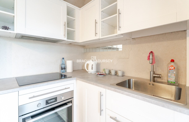 Łagiewniki, 3 pokojowe mieszkanie z garażem.