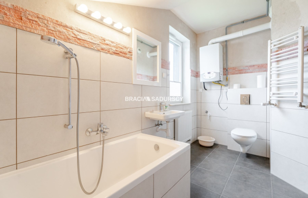 Łagiewniki, 3 pokojowe mieszkanie z garażem.