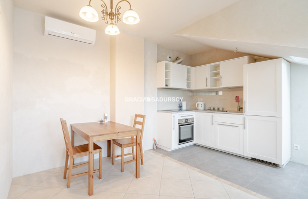 Łagiewniki, 3 pokojowe mieszkanie z garażem.