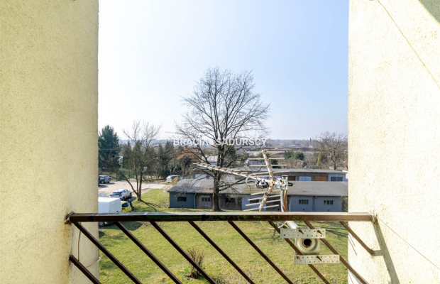 2-pokoje os. Na Stoku -  jasna kuchnia, balkon