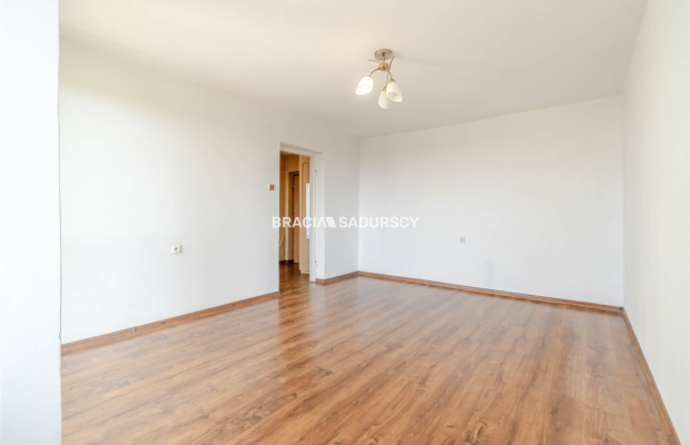 2-pokoje os. Na Stoku -  jasna kuchnia, balkon