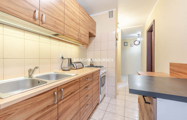 Mieszkanie 3-pokojowe z loggią.