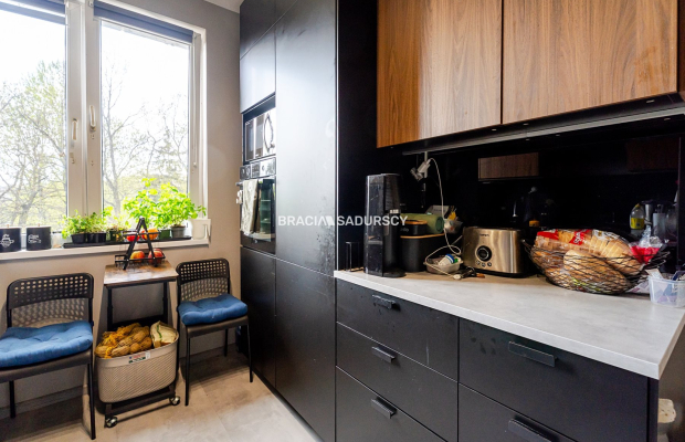 Osiedle Stalowe. Mieszkanie 2 pokojowe o pow. 40,76 m 2 .  

 Mieszkanie 2 pokojowe, w pełni rozkładowe, dwustronne, z osobną j