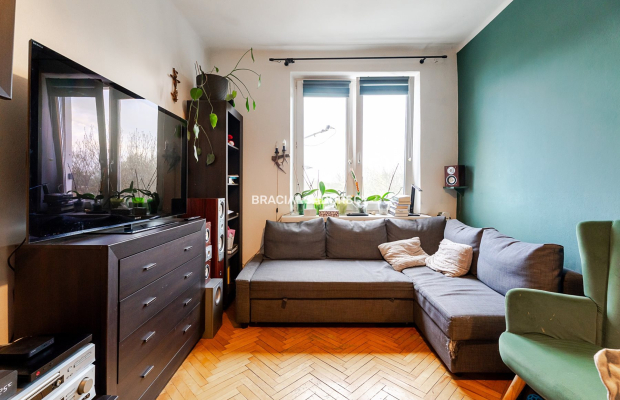 Osiedle Stalowe. Mieszkanie 2 pokojowe o pow. 40,76 m 2 .  

 Mieszkanie 2 pokojowe, w pełni rozkładowe, dwustronne, z osobną j