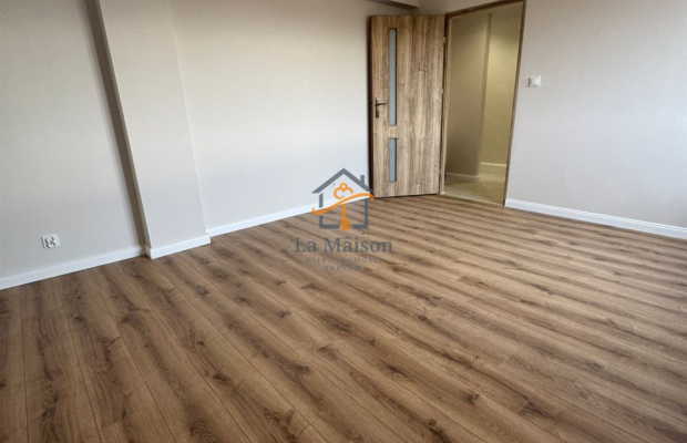 Szukasz mieszkania, które łączy nowoczesny design z doskonałą lokalizacją? To wyjątkowe, 2-pokojowe lokum o powierzchni  42 m² 