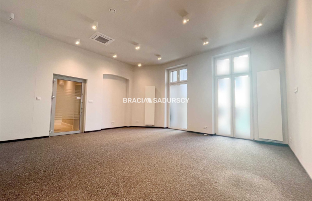 Wynajmę, przestronne w doskonałej lokalizacji 