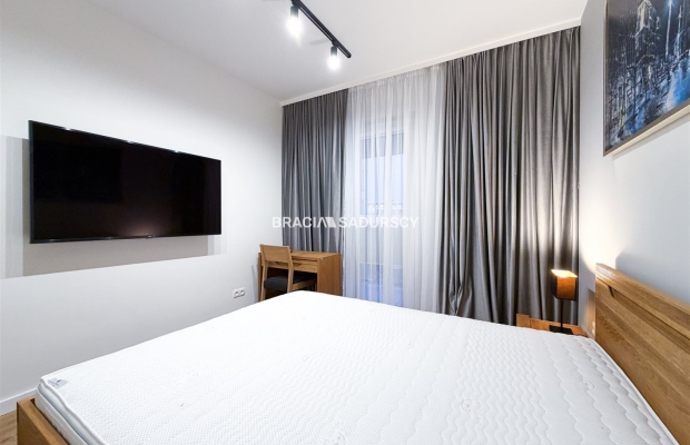 Apartament z klimatyzacją i 2 balkonami - od zaraz